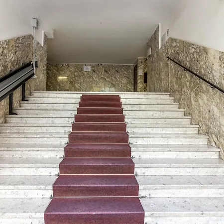 بيت ضيافة Il Faro Luxury & Lounge لا سبيتسْيا
