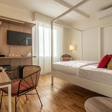 Il Faro Luxury & Lounge 3*