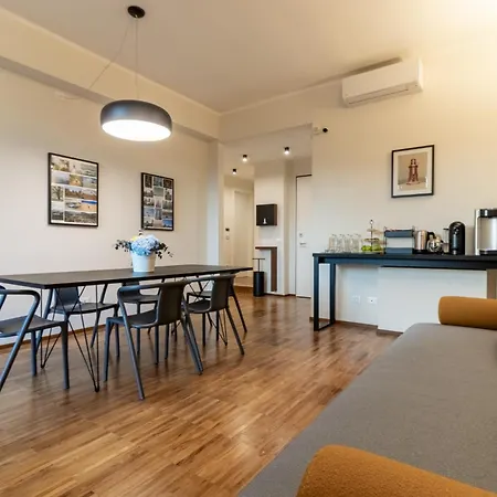 بيت ضيافة Il Faro Luxury & Lounge