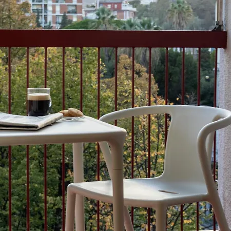 Il Faro Luxury & Lounge ゲストハウス 3*