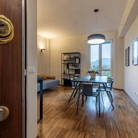 ゲストハウス Il Faro Luxury & Lounge 3*