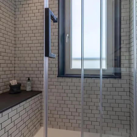 ゲストハウス Il Faro Luxury & Lounge ラ・スペツィア